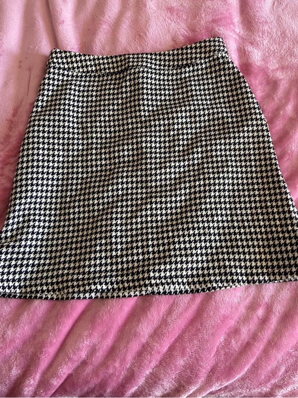 Primark Black and White Houndstooth Mini Skirt